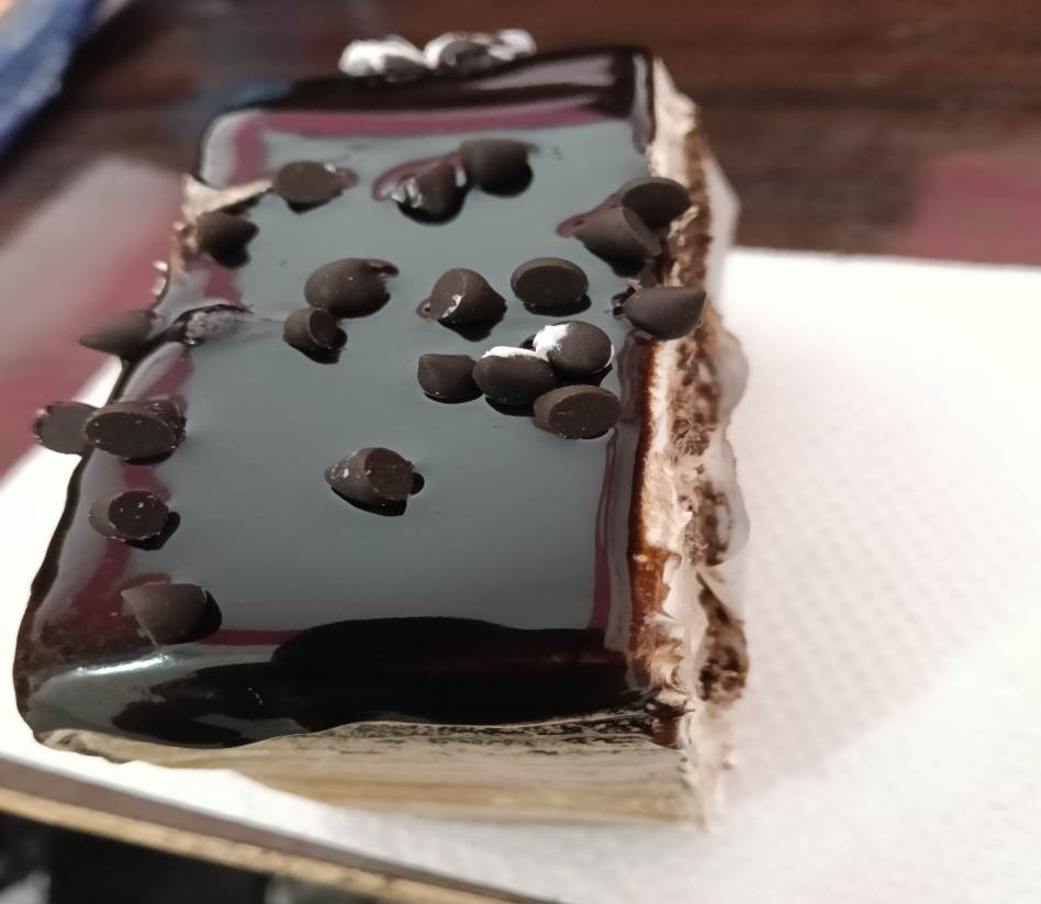 Chocolate pastry 